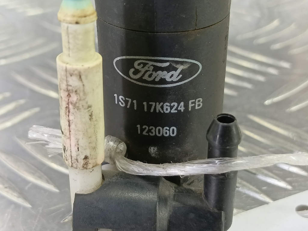 насос омывателя (моторчик) FORD MONDEO  1145866, 2130 рублей, Москва