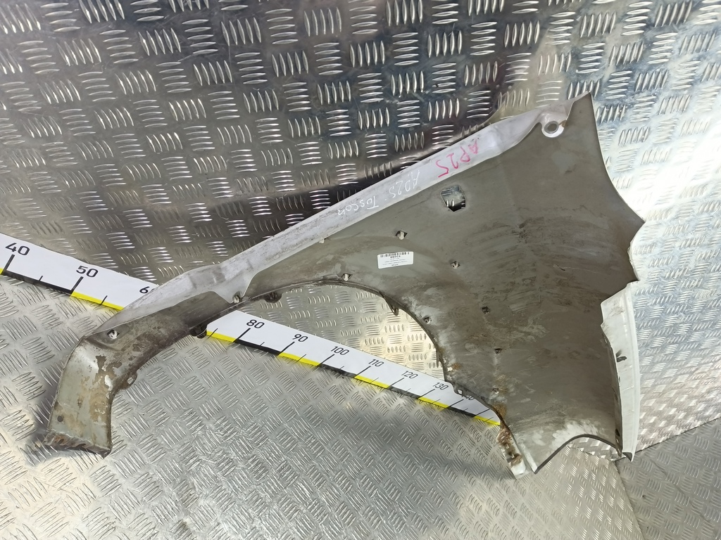 крыло Hyundai TUCSON 2.0 MT (140 л.с.)Tucson  I (2004—2011) Внедорожник 663112E130, 7880 рублей, Москва