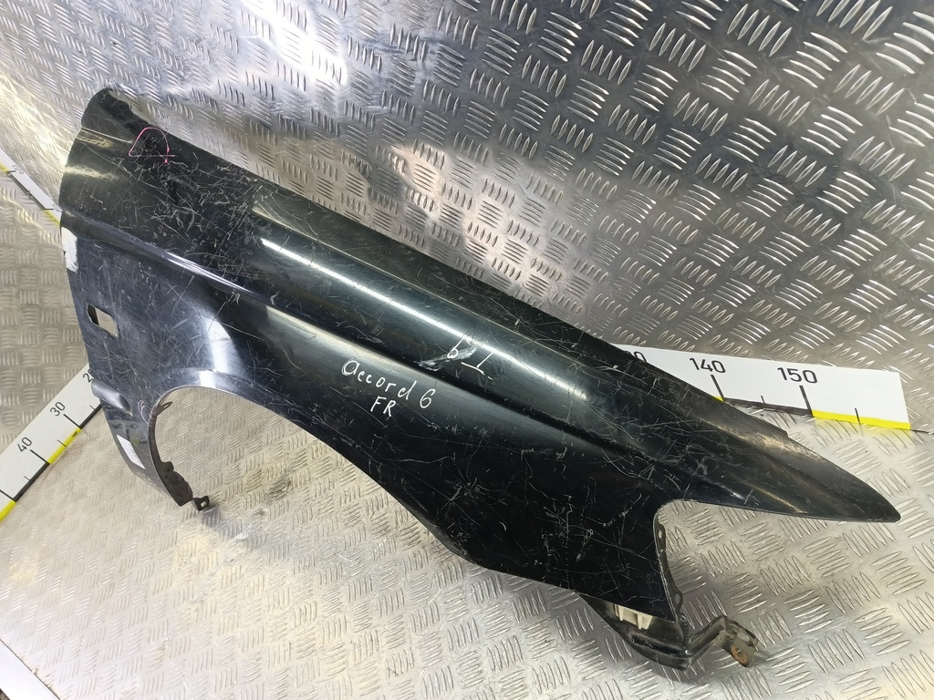 крыло HONDA Accord 2.0 AT (147 л.с.)Accord  VI (1997—2002) Седан, 5000 рублей, Москва