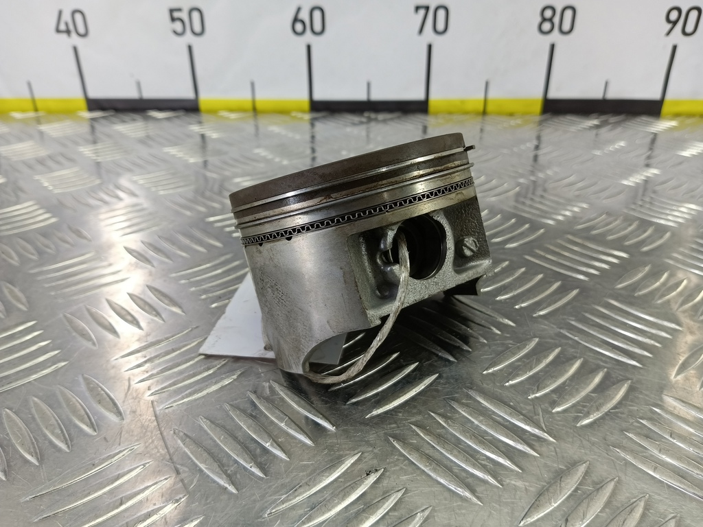 поршень SUZUKI Grand Vitara 2.0 4WD MT (140 л.с.)Grand Vitara  II (2005—2008) Внедорожник 12100658210B0, 2470 рублей, Москва