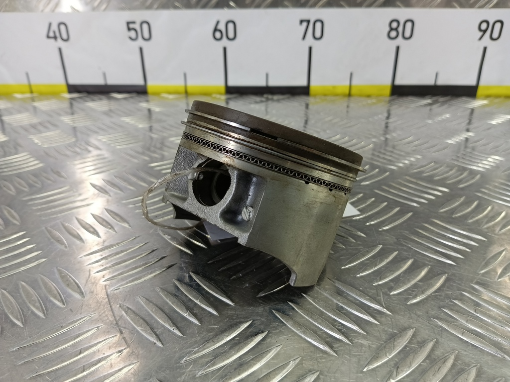 поршень SUZUKI Grand Vitara 2.0 4WD MT (140 л.с.)Grand Vitara  II (2005—2008) Внедорожник 12100658210B0, 2470 рублей, Москва