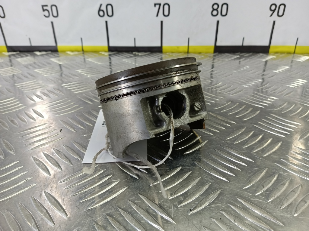 поршень SUZUKI Grand Vitara 2.0 4WD MT (140 л.с.)Grand Vitara  II (2005—2008) Внедорожник 12100658210B0, 2470 рублей, Москва