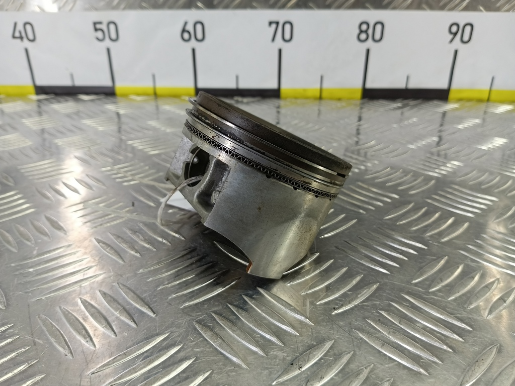 поршень SUZUKI Grand Vitara 2.0 4WD MT (140 л.с.)Grand Vitara  II (2005—2008) Внедорожник 12100658210B0, 2470 рублей, Москва