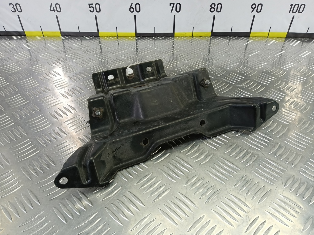 кронштейн замка капота SUZUKI Grand Vitara  8212177K00, 1780 рублей, Москва