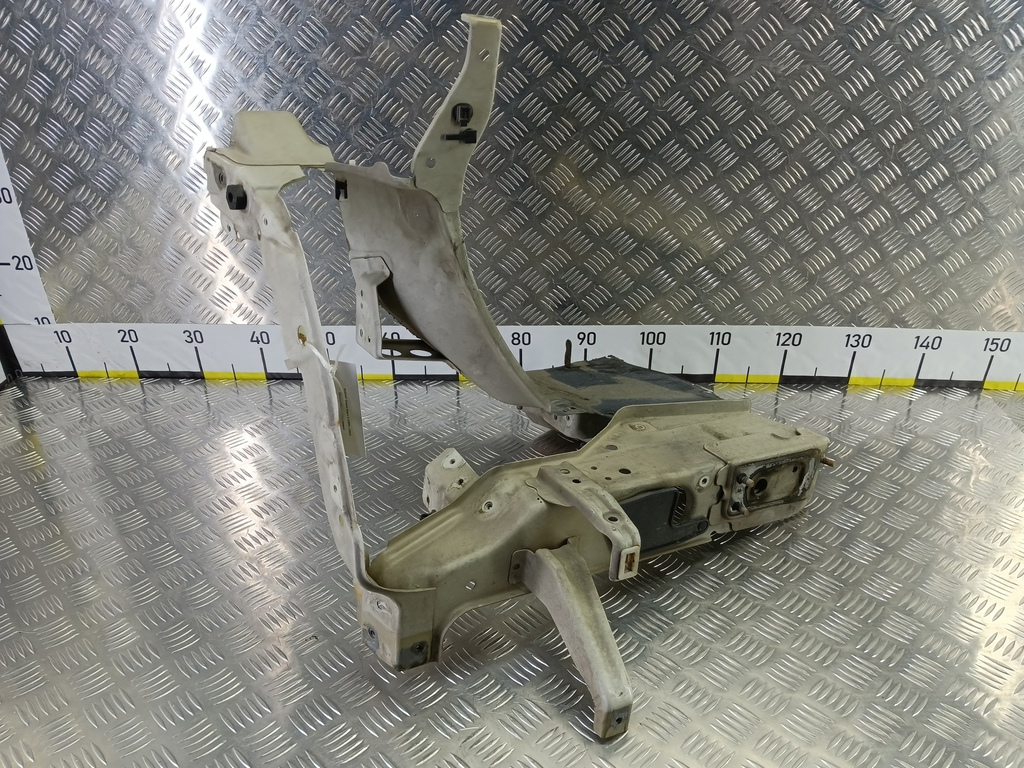 кронштейн фары SUZUKI Grand Vitara  5824265J01, 5580 рублей, Москва