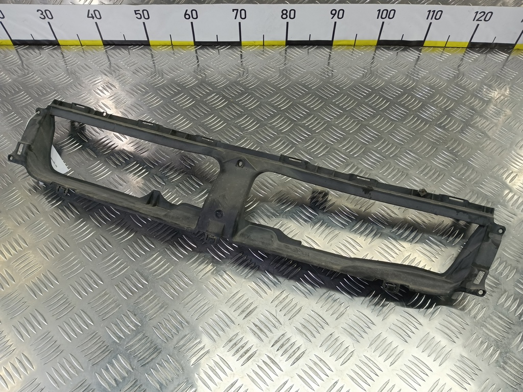 кронштейн решетки радиатора SUZUKI Grand Vitara  7174377K00, 4430 рублей, Москва