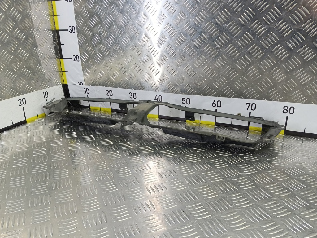 кронштейн решетки радиатора SUZUKI Grand Vitara  7174377K00, 4430 рублей, Москва