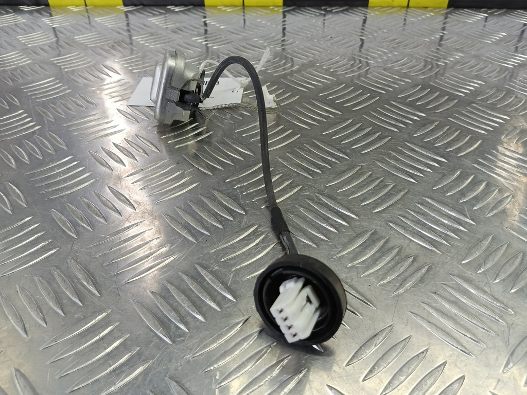 патрон лампы SUZUKI Grand Vitara  3526265J00, 3390 рублей, Москва