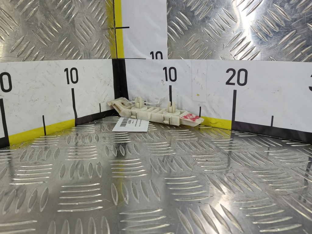 кронштейн бампера SUZUKI Grand Vitara  7173165J00, 980 рублей, Москва