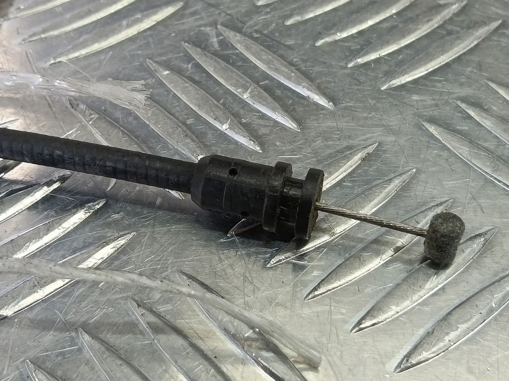 трос замка капота FORD Transit  1814701, 5580 рублей, Москва