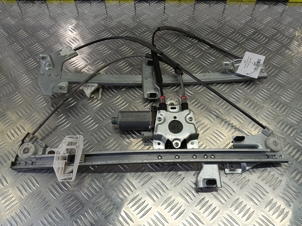 стеклоподъемник Citroen Berlingo  9222G1, 3279 рублей, Москва