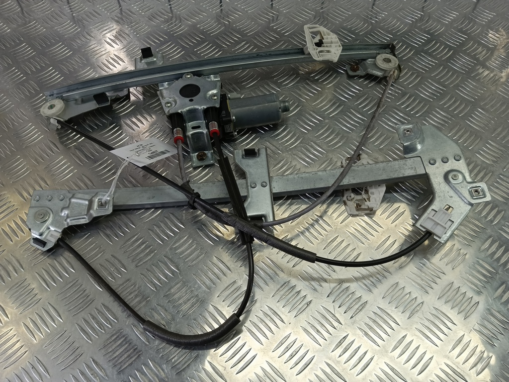 стеклоподъемник Citroen Berlingo  9222G1, 3279 рублей, Москва