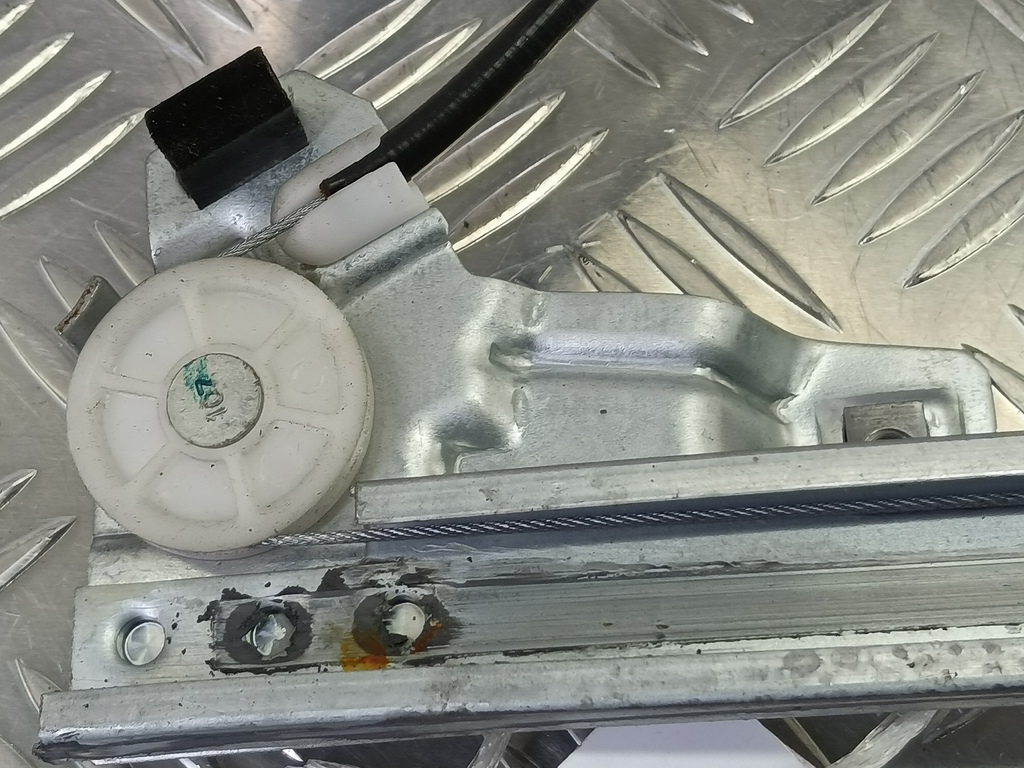 стеклоподъемник Citroen Berlingo  9222G1, 3279 рублей, Москва