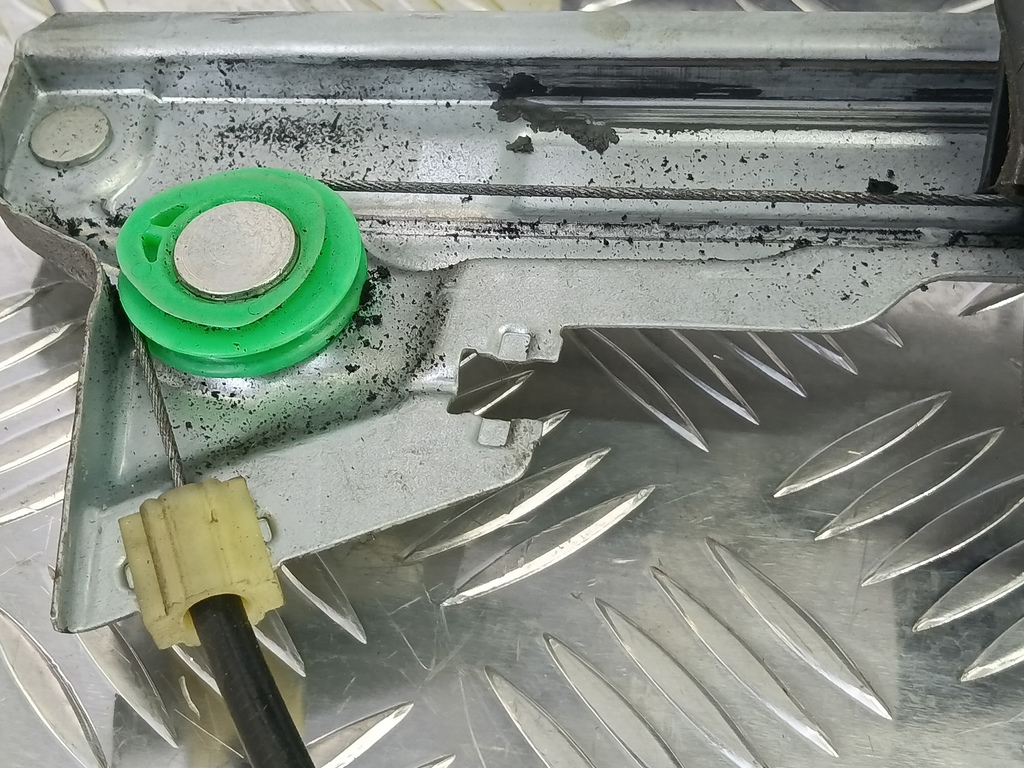 стеклоподъемник MERCEDES-BENZ Vito  A6397200146, 3279 рублей, Москва