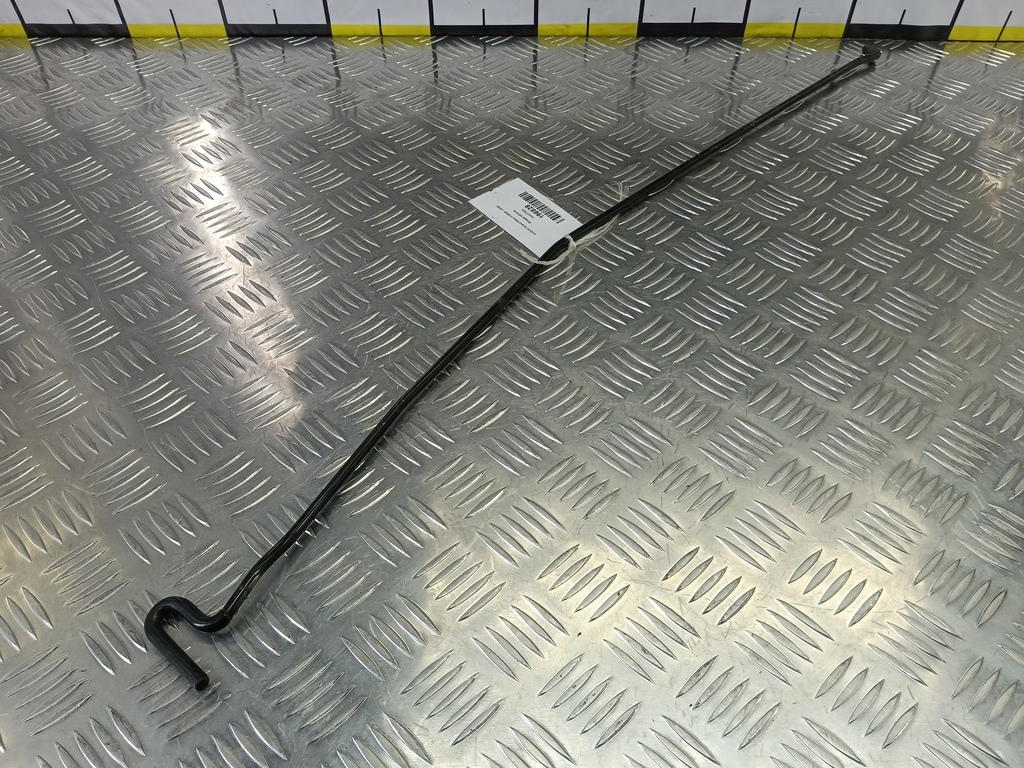 опора капота SUZUKI Grand Vitara  7244277K00, 980 рублей, Москва