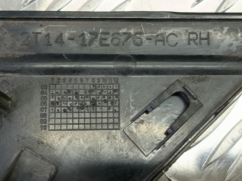 накладка крыла переднего FORD Tourneo Connect  5212220, 520 рублей, Москва