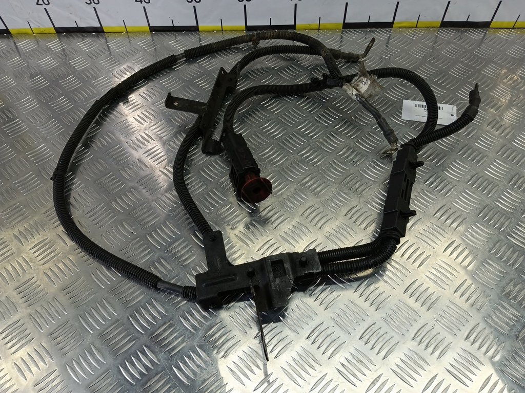 клемма Volkswagen Crafter  2E0971130BF, 13050 рублей, Москва