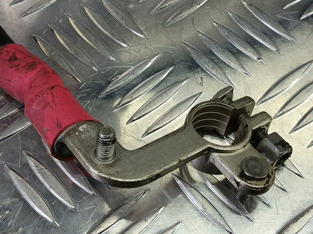 клемма MERCEDES-BENZ Vito  A6394400127, 1550 рублей, Москва