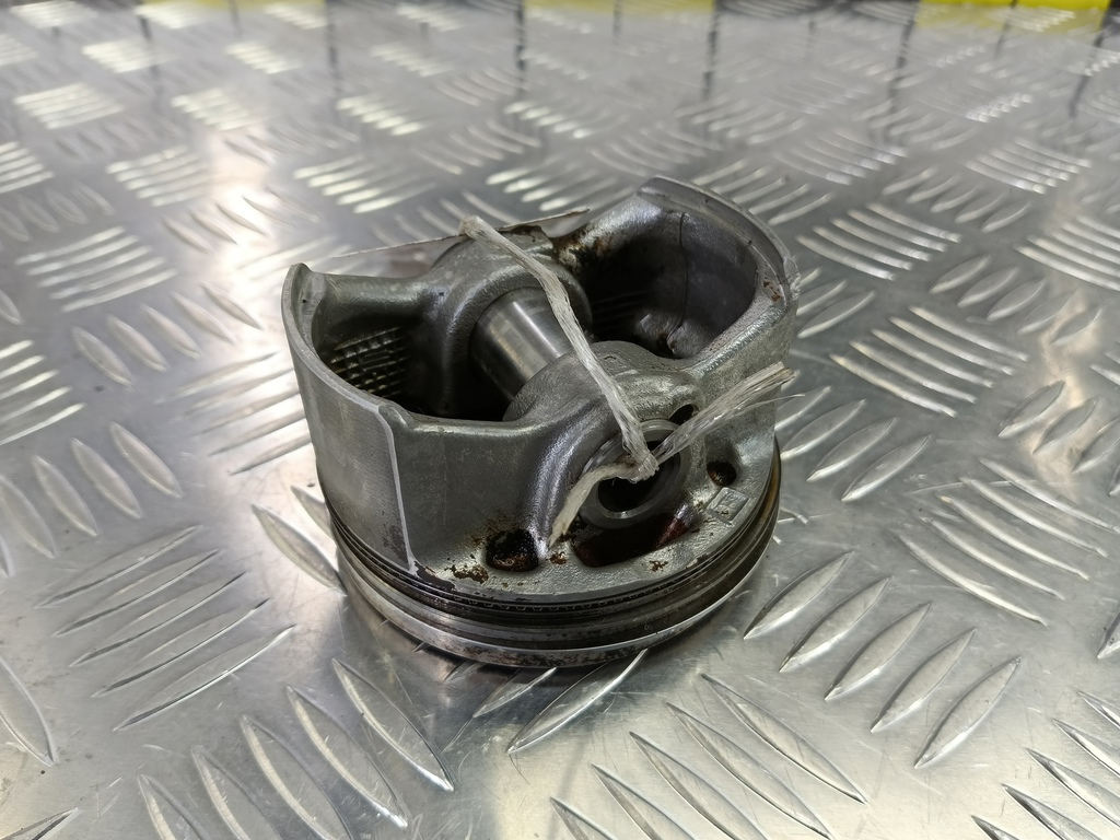 поршень HONDA Accord 2.0 AT (155 л.с.)Accord  VII (2002—2006) Седан 13010RAC000, 750 рублей, Москва