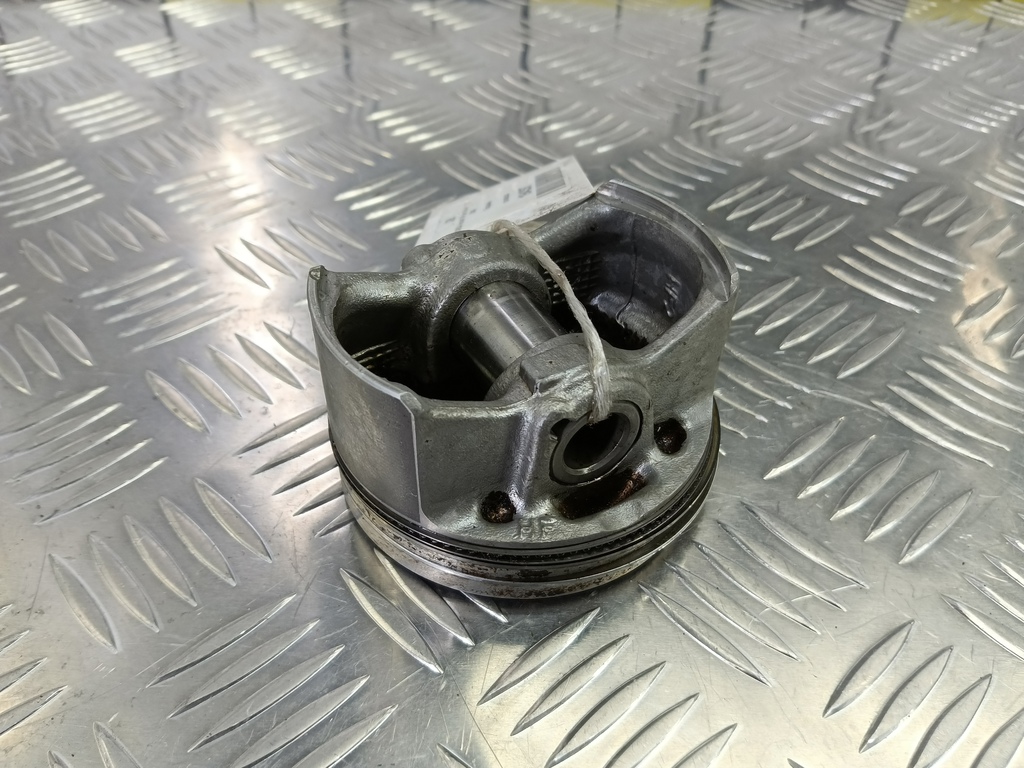 поршень HONDA Accord 2.0 AT (155 л.с.)Accord  VII (2002—2006) Седан 13010RAC000, 750 рублей, Москва