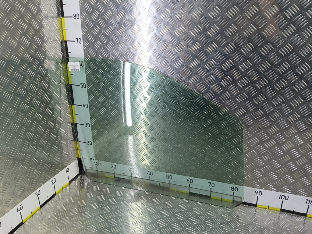 стекло двери MERCEDES-BENZ Vito  A6397250510, 980 рублей, Москва