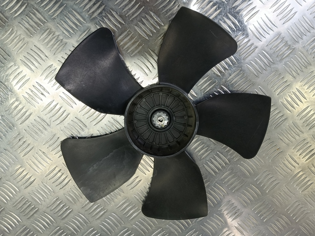 крыльчатка вентилятора SUZUKI Grand Vitara  1711165J00, 1440 рублей, Москва