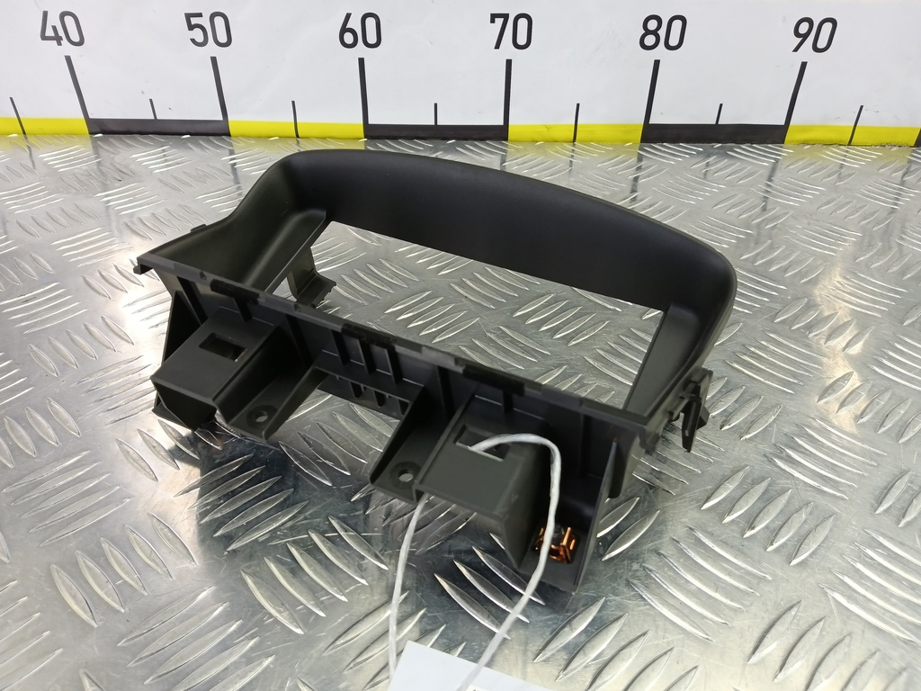 накладка торпедо CHEVROLET  Cruze 1.8 MT (141 л.с.)Cruze  I рестайлинг (2012—2015) Хетчбэк 94563858, 1550 рублей, Москва