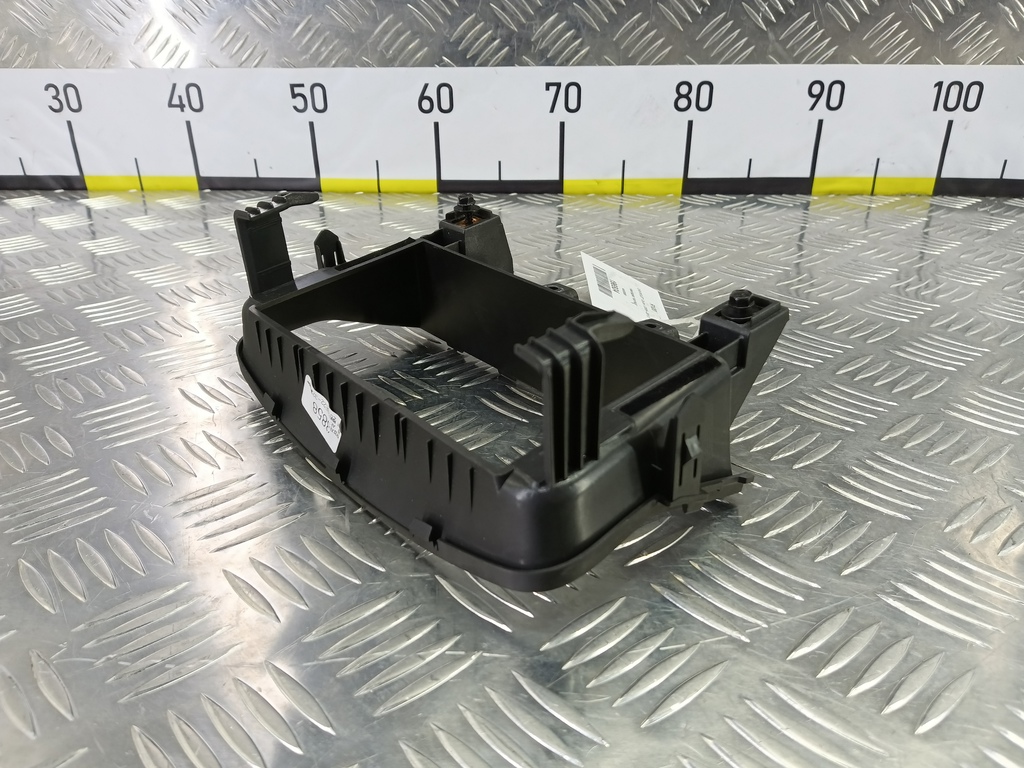 накладка торпедо CHEVROLET  Cruze 1.8 MT (141 л.с.)Cruze  I рестайлинг (2012—2015) Хетчбэк 94563858, 1550 рублей, Москва