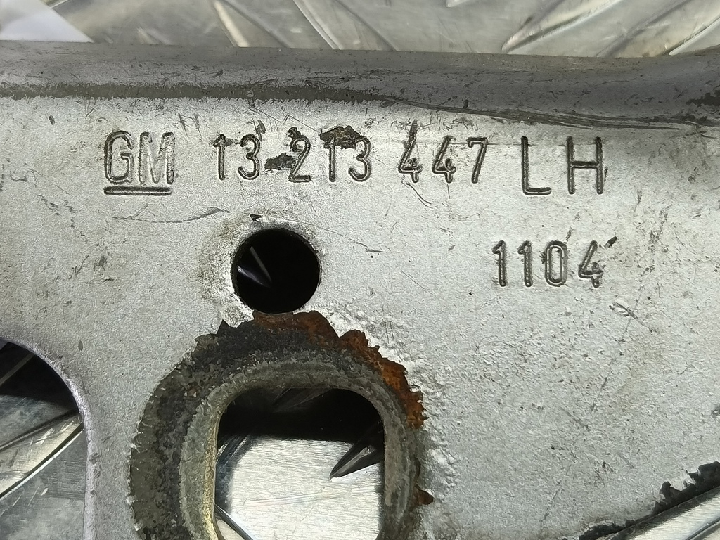 петля капота Opel ASTRA  1160475, 1320 рублей, Москва