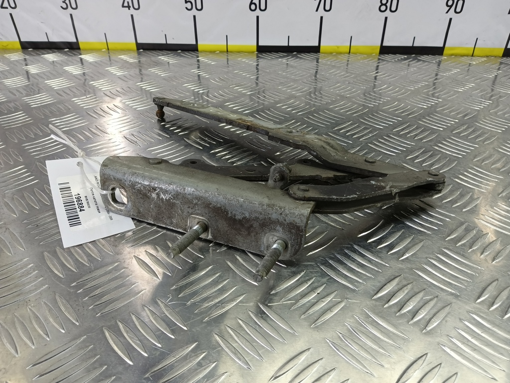 петля капота LAND ROVER DISCOVERY  BKB780030, 750 рублей, Москва