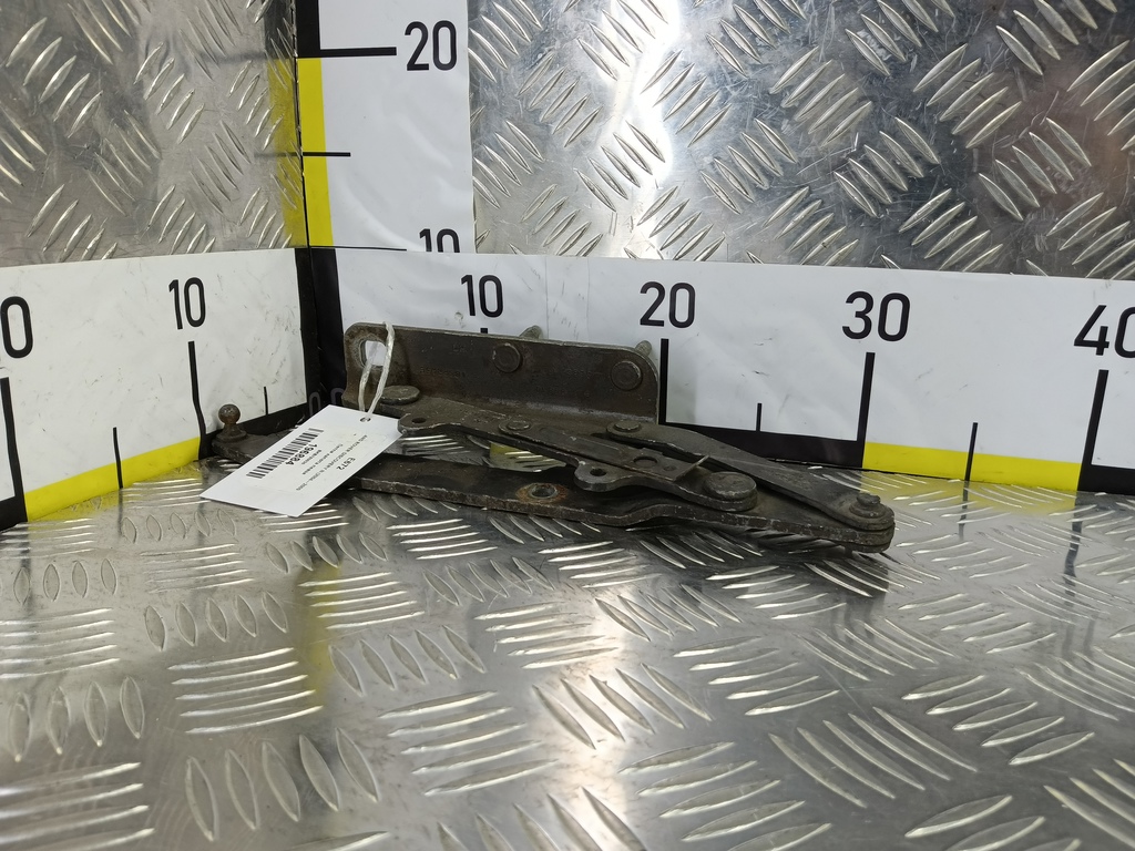 петля капота LAND ROVER DISCOVERY  BKB780030, 750 рублей, Москва