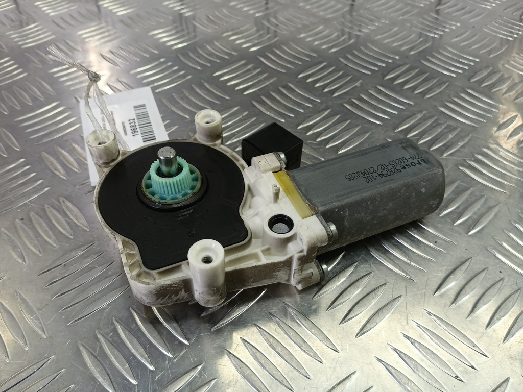 моторчик стеклоподъёмника MERCEDES-BENZ Vito  A0068204742, 2010 рублей, Москва