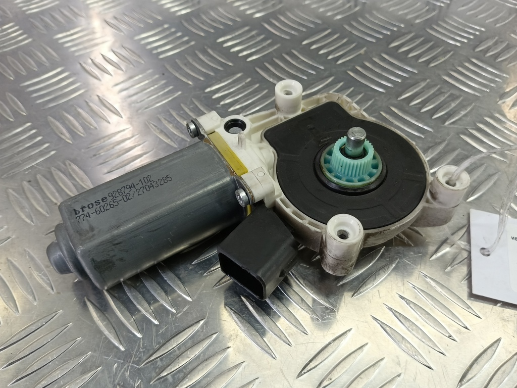 моторчик стеклоподъёмника MERCEDES-BENZ Vito  A0068204742, 2010 рублей, Москва