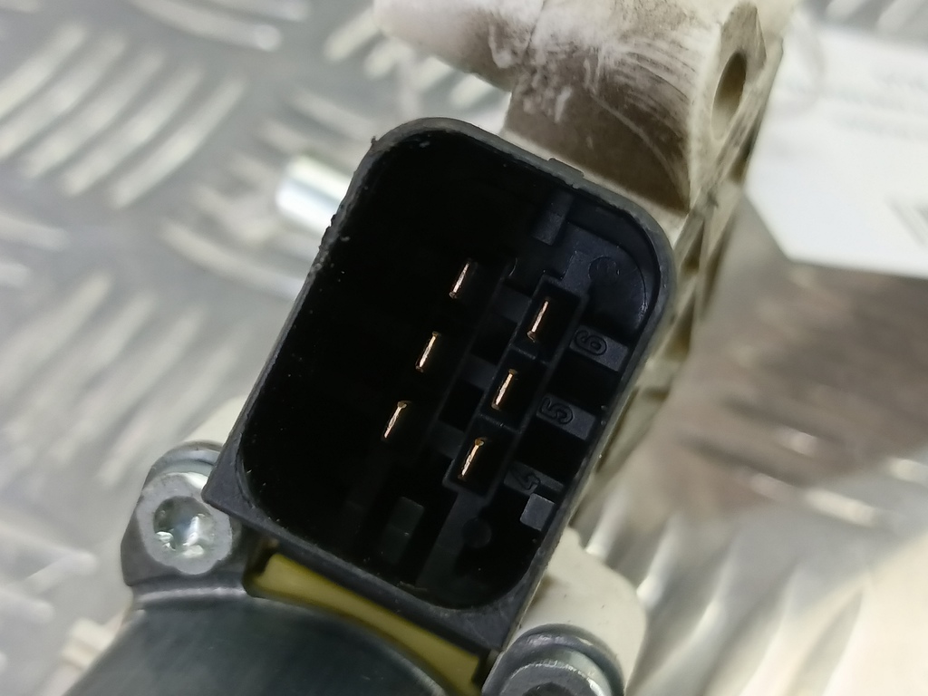 моторчик стеклоподъёмника MERCEDES-BENZ Vito  A0068204742, 2010 рублей, Москва