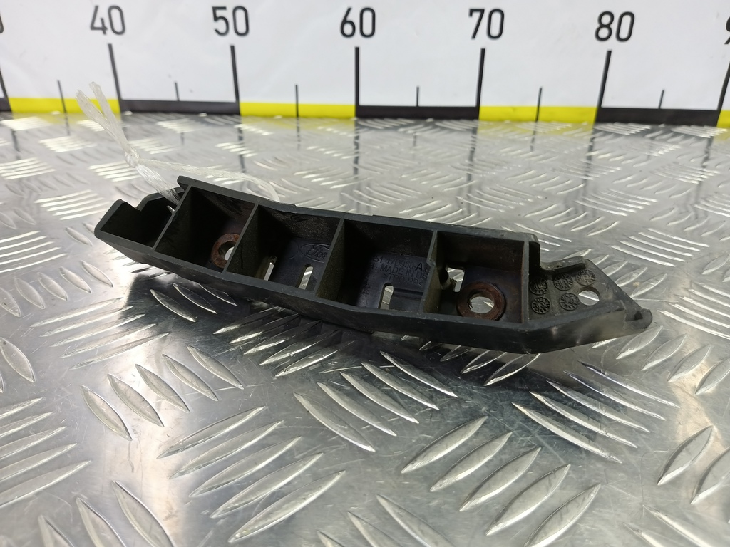 кронштейн бампера FORD Focus 2.0 AMT (160 л.с.)Focus  III рестайлинг (2014—2019) Седан 1718730, 750 рублей, Москва