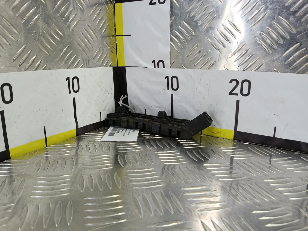 кронштейн бампера HONDA CR-V 2.0 4WD MT (150 л.с.)CR-V  III (2006—2009) Внедорожник 71198SWA003, 1210 рублей, Москва