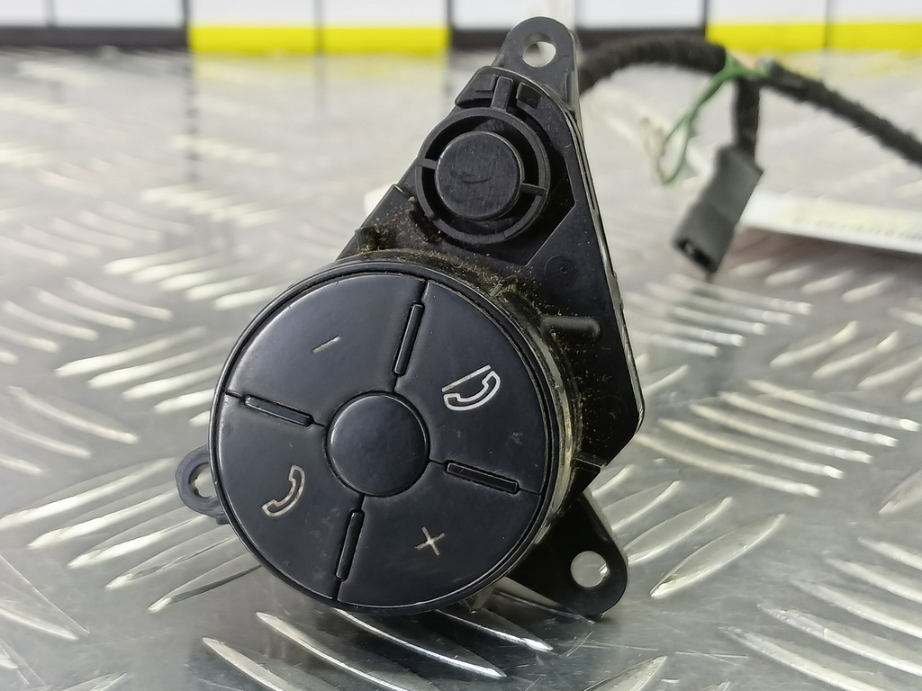 блок кнопок MERCEDES-BENZ Vito  A6399050700, 2130 рублей, Москва