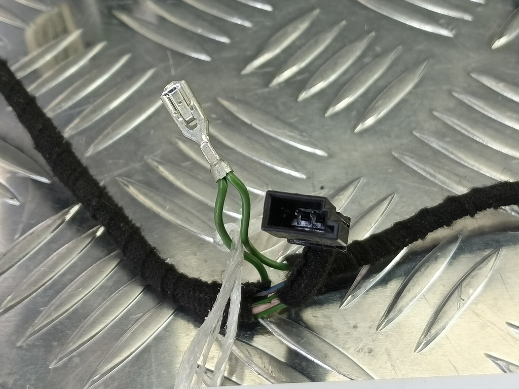 блок кнопок MERCEDES-BENZ Vito  A6399050700, 2130 рублей, Москва