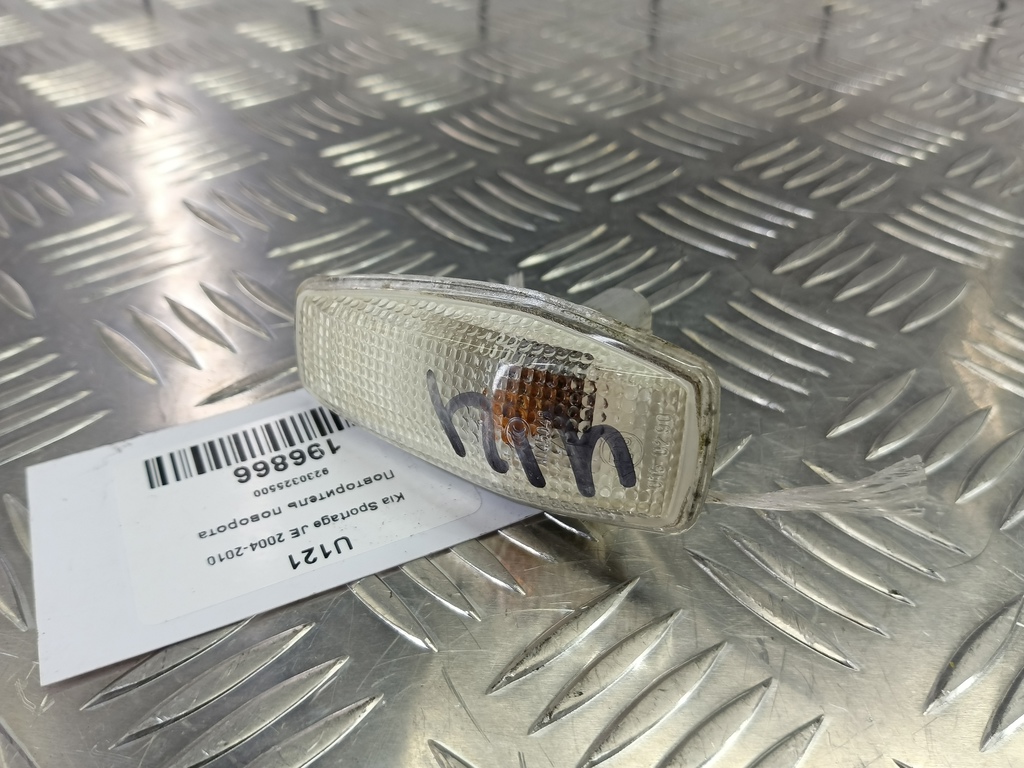 повторитель поворота Kia SPORTAGE  92303-25500, 750 рублей, Москва