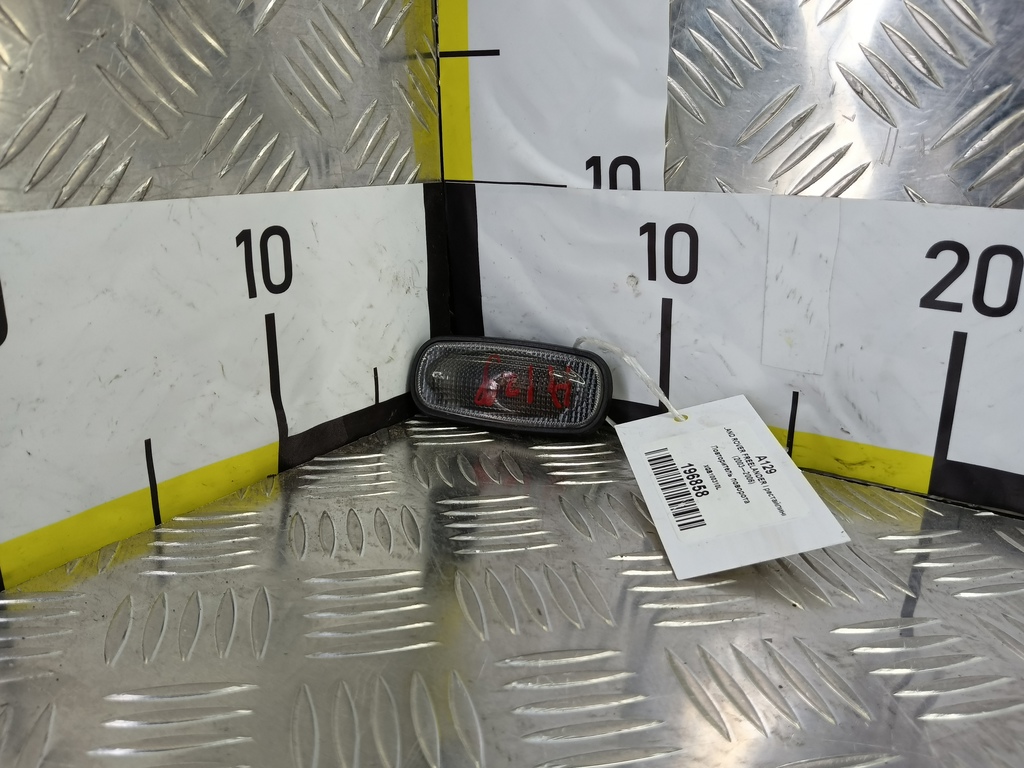 повторитель поворота LAND ROVER FREELANDER  XGB100310L, 750 рублей, Москва