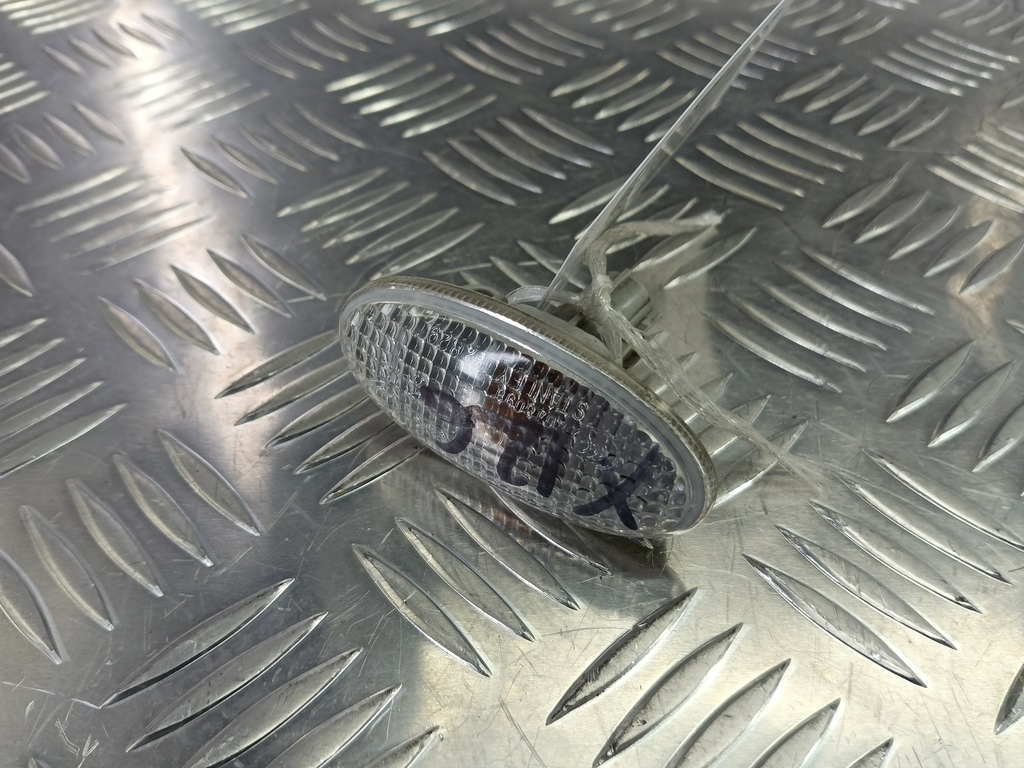 повторитель поворота MAZDA 3  GJ6A51120E, 860 рублей, Москва