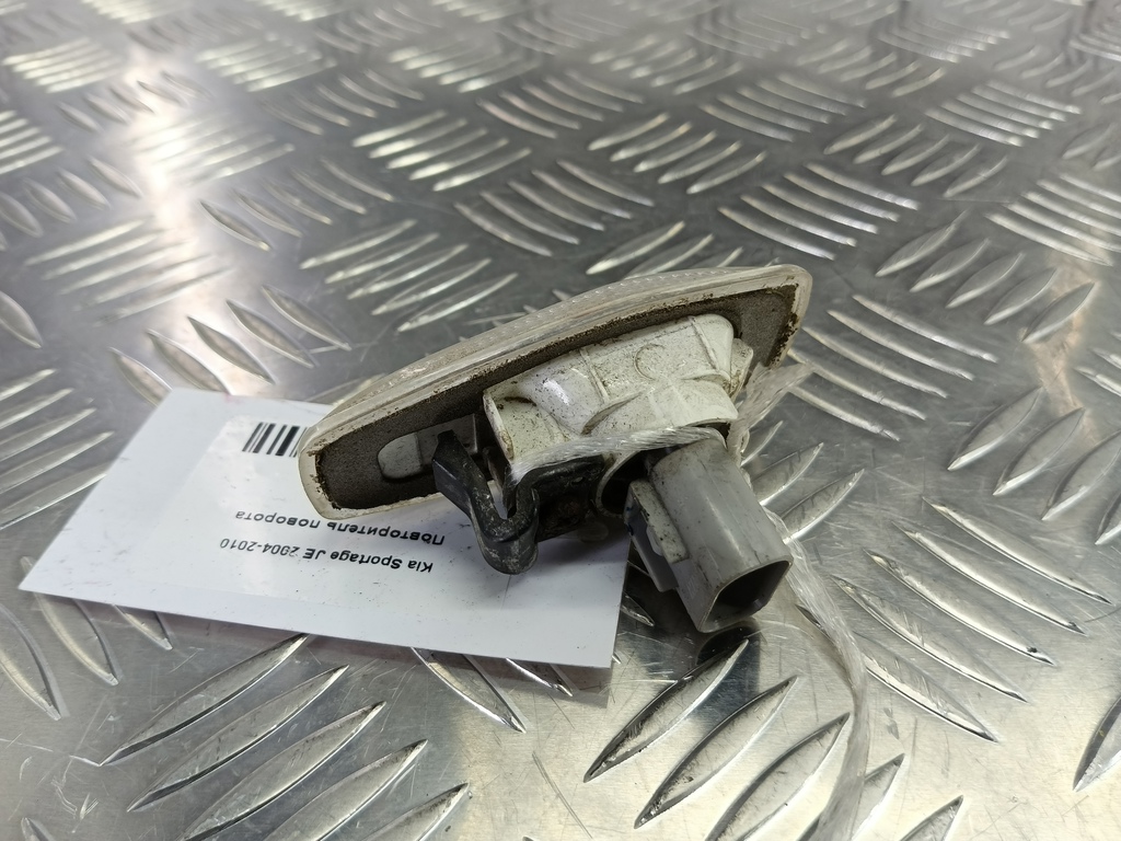 повторитель поворота Hyundai TUCSON  92303-25500, 750 рублей, Москва