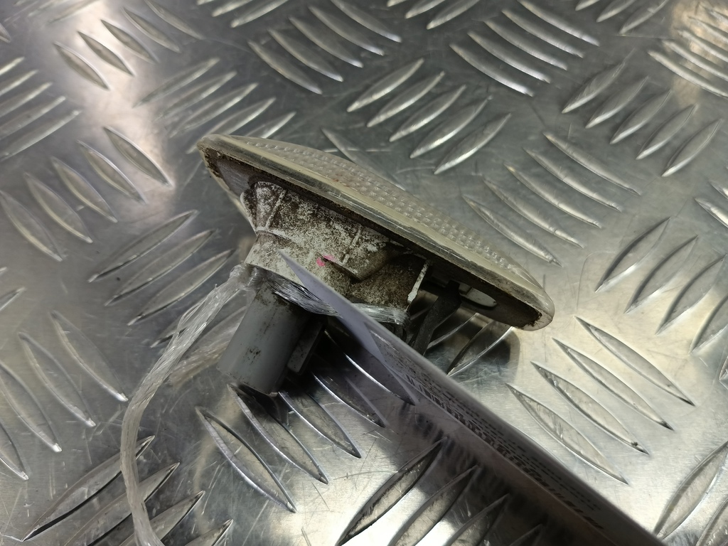 повторитель поворота Hyundai TUCSON  92303-25500, 750 рублей, Москва