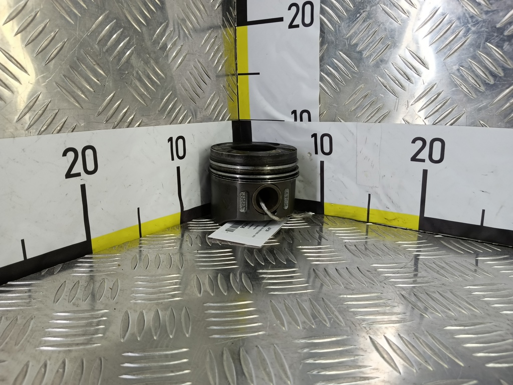 поршень MERCEDES-BENZ Vito  A6460300117, 2590 рублей, Москва