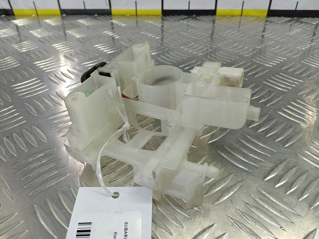 кнопка парктроников SUBARU Tribeca 3.0 4WD AT (250 л.с.)Tribeca  WX (2004—2007) Внедорожник 83119AG000, 860 рублей, Москва