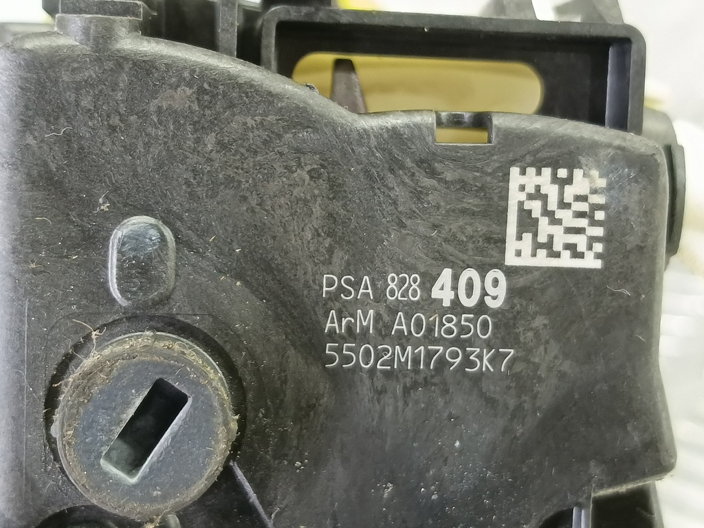 замок двери Peugeot Partner  9135EH, 3620 рублей, Москва