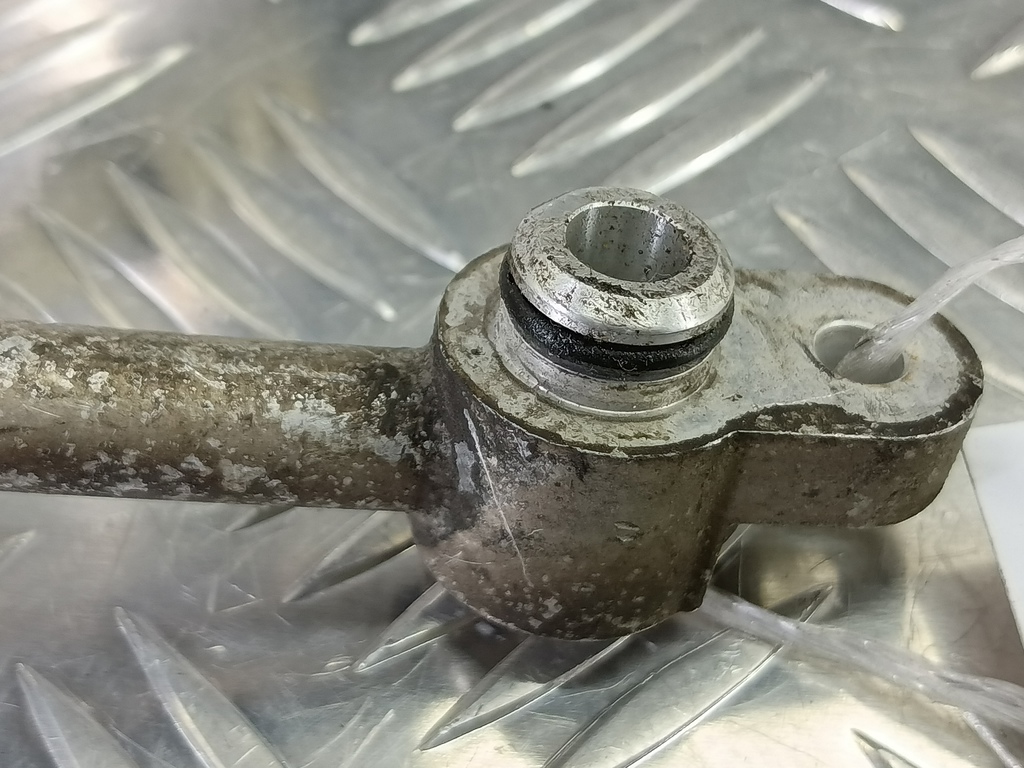 трубка кондиционера SUZUKI JIMNY 1.3 4WD MT (86 л.с.)Jimny  III рестайлинг (2005—2012) Внедорожник 9572081A21, 980 рублей, Москва