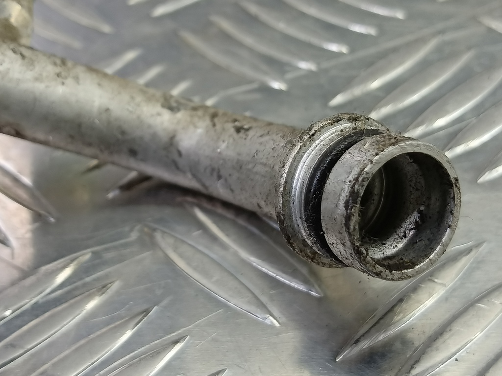 трубка кондиционера SUZUKI JIMNY 1.3 4WD MT (86 л.с.)Jimny  III рестайлинг (2005—2012) Внедорожник 9571081A21, 1090 рублей, Москва