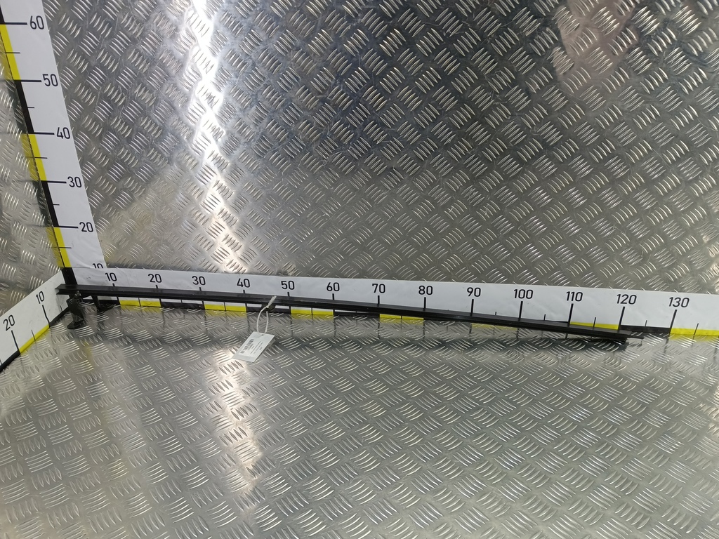 направляющая стекла двери FORD Transit  1826299, 1550 рублей, Москва