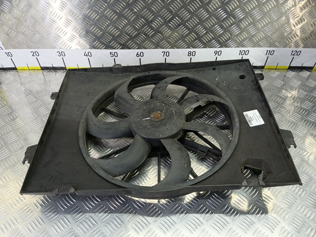 вентилятор охлаждения Hyundai TUCSON 2.0 CRDi AT (112 л.с.)Tucson  I (2004—2011) Внедорожник 253801F250, 3510 рублей, Москва